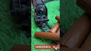 Wood falling down on rail line 🛤New viral gadgetSmart appliancesKitchen utensilsHome inventions [upl. by Senior]