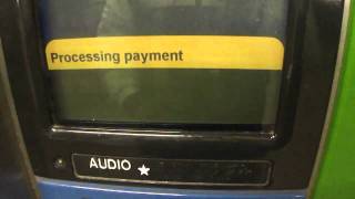 How to buy the New York Metrocard  Como comprar o metrocard [upl. by Ruthe]