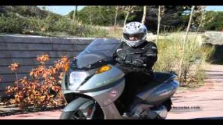 Vectrix VX1 Prueba y test ride de la moto eléctrica más vendida en España [upl. by Akcirred]