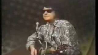 Roy Orbison In Dreams live acoustic [upl. by Kissner695]