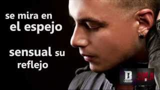 J Balvin  Sola LetraLyrics [upl. by Leopoldeen]