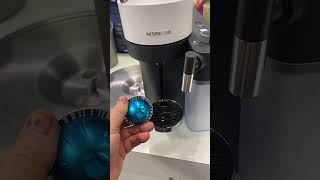 Review Nespresso Vertuo Lattissima espresso machine [upl. by Brand23]