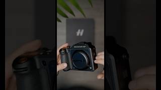 unboxing the Hasselblad X2D amp 55 f25 Hasselblad X2D [upl. by Imorej]