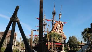 2022 DISNEYLAND PARIS Adventure Isle Pirates Galleon amp Pirate Beach WALKTHROUGH4K [upl. by Siseneg437]