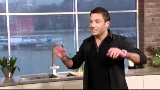 Gino DAcampo shows Holly Willoughby where Le Marche  is in Italy [upl. by Zilada]