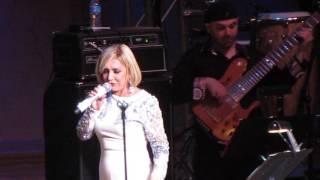 Googoosh Washigton DC 1012016 Mano ba khodet bebar [upl. by Wrand]