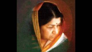 Lata Mangeshkar  Aakash Ke Us Paar Bhi [upl. by Baldwin715]