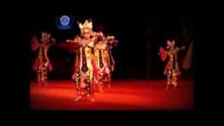 Tari Legong Samanasantaka  Gong Kebyar Dewasa PKB XXXIV 2012 [upl. by Neelcaj]