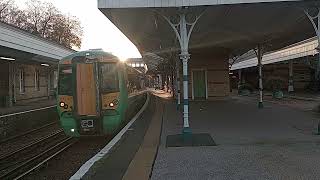 377305 on a southern service to Seaford from Brighton [upl. by Zubkoff53]