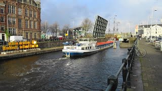 Beunschip Vaarwel passeert de Schippersgracht in Amsterdam [upl. by Nonnair]