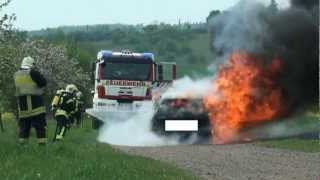 Mercedes in Vollbrand  aus dem Arbeitsalltag der Freiwilligen Feuerwehr Quedlinburg [upl. by Myers]