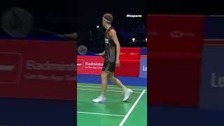 Li shi feng angry moment badminton [upl. by Boorer]