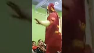 Kashmiri brides dance kashmirisongs kashmiriweddingsongs kashmirielections [upl. by Niltac838]