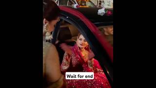 ایمن خان اپنی بہن منال کو کار میں بىٹھا کر رخصت کرتى ہوئىaimankhanminalkhanwedding shortvideo [upl. by Deming]