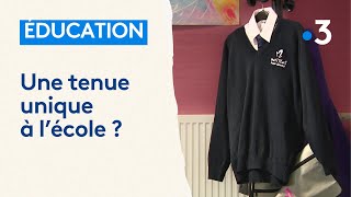 Uniforme à lécole  les élèves de cet établissement le porte depuis 5 ans [upl. by Aracahs526]