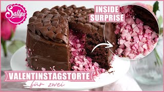 Valentinstagstorte für zwei Mini Nougat Törtchen inside surprise Sallys Welt [upl. by Acireh]