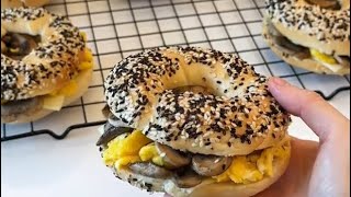 Meal preparation Bagel Garlic Parsley Bagel Burger Homemade garlic parsley cheese cooking food [upl. by Reinhart]