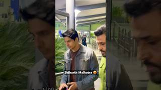 Dilli ka Lunda Sidharth Malhotra spotted at Delhi airport 😍 sidmalhotra sidharthmalhotra trend [upl. by Ahsenre684]