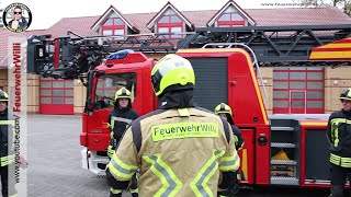 MEGA Drehleiter der FF Zinnowitz  FeuerwehrWilli ist echt hin und weg Warum Seht selbst [upl. by Dagley143]