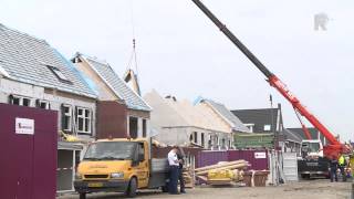 Gewonden bij sloop nieuwbouwwoning Dirksland [upl. by Eniac]