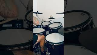 HUGGIN amp KISSIN BIG BLACK DELTA DRUMCOVER drumcover coverbateria bateriacover coverdrum drums [upl. by Naltiac]