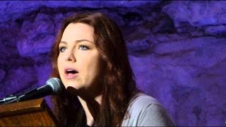 Amy Lee featDave Eggar  Find a Way Legendado Bluegrass Underground [upl. by Nylloh814]