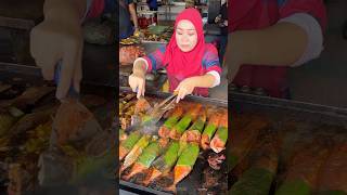 Delicious Grilled Fish In Kuala Lumpur Malaysia [upl. by Anitan]