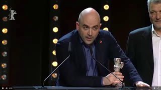 Berlino La paranza dei bambini migliore sceneggiatura Saviano Dedico il premio alle ongquot [upl. by Steck687]