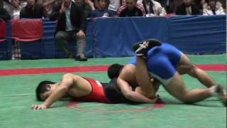 College Wrestling in Japan レスリング  Doshisha vs Chukyo Gakuin 125827 [upl. by Bucher]