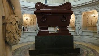 La tombe de Napoléon  La tomba di Napoleone  Napoleons tomb [upl. by Pegg]