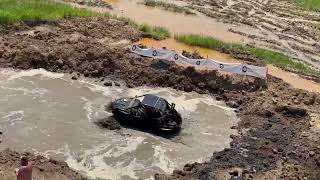 Highlifter Outlaw Max eating up the mud at Tailgate N Tallboys 2023 [upl. by Aiet]