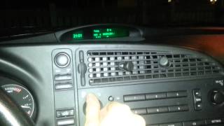 Saab 93 04 med dubbel installation av stereo [upl. by Ahsercul418]