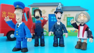 Pieter Post uitpakken  Unboxing Postman Pat [upl. by Amrak]