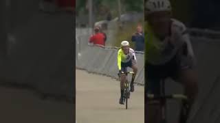 4 vs 1 cycling sportscycling sports cyclingnews [upl. by Bilow205]