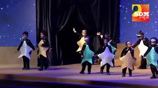 SRKs Son Abram Khans CUTE Dancing Video At School Play With Shahrukh amp Daughter Suhana Cheering [upl. by Daht531]