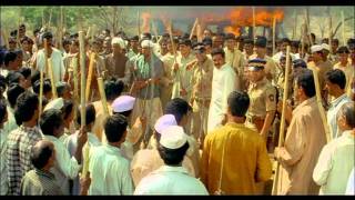 Bollywood Movie Khakee  Patriotic Scene  Amitabh  Aishwarya Rai  DCP Anant Fights For Justice [upl. by Nerwal]