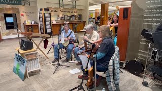 The Flatwater Drifters play Water Fest at Council Bluffs Library [upl. by Retsev]