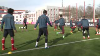 FC Bayern  Abschlusstraining vor dem ChampionsLeagueAchtelfinale bei Arsenal London 18022014 [upl. by Iadam960]