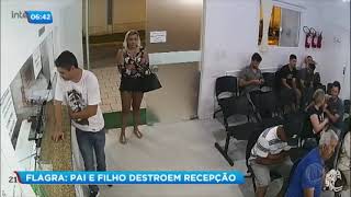 Pai e filho têm ataque de fúria em hospital [upl. by Yllen399]