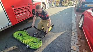 Brandje op balkon door brandweer geblust Van Spilbergenstraat Dordrecht [upl. by Aggy]