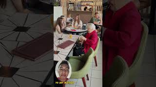 Abuela celebra su cumpleaños 97 sola [upl. by Hertha450]