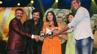 खेसारी लाल और काजल राघवानी को मिला सबसे बङा अवार्ड  VIDEO जरूर देखें  KHESARI LALKAJAL AWARD 2018 [upl. by Besnard]