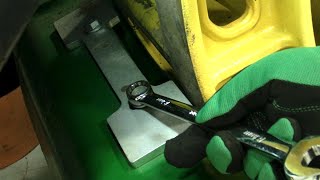 How To Lebensdauer des Raupenfahrwerks MAXIMIEREN Raupenbandausrichtung John Deere 8R [upl. by Izzy]