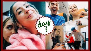 THIS CANT BE NORMAL  VLOGMAS [upl. by Maleeny]