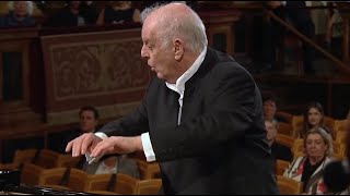 DANIEL BARENBOIM quotMozart Piano Concerto 27 K595 Vienna Philharmonic [upl. by Nathaniel770]