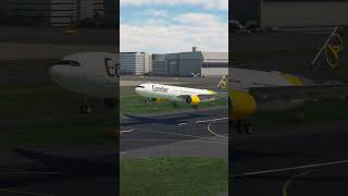 Impossible Landing Amazing View before the Plane Lands at the Airport eps192 [upl. by Duile]