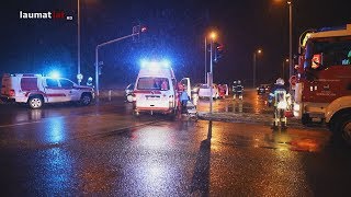 Vier Verletzte bei Verkehrsunfall in Grieskirchen [upl. by Thevenot]