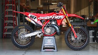 We built the Ultimate KTM 500SX Big Bore 2 Stroke sad day for the Honda CR500  Kawasaki KX500 [upl. by Alamac]