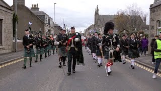 pIpes amp drums lead parade through Inverurie Scotland for 2018 Christmas Lights switchon [upl. by Cedar]