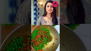 Pakhi making matar sabji ytshorts ghumhaikisikeypyaarmeiin saivirat matar recipe [upl. by Aratal]